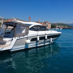 Jeanneau-Leader36-Motor-Boat-Trogir-6pax