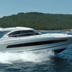 Jeanneau-Leader36-Motor-Boat-Trogir-6pax