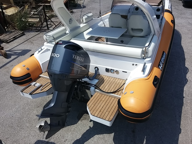 aquamaxb27f-split-trogir-rib