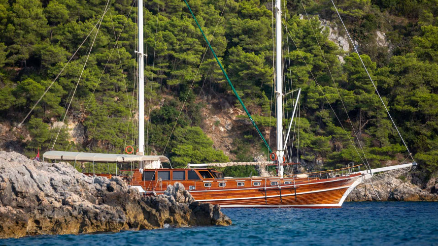 gulet-anna-marija-6cabins-12pax-crew