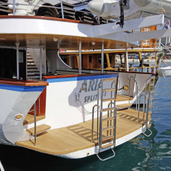 Aria Rijeka 18 cabins 33 pax 4