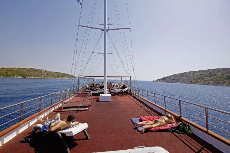 Carpe Diem 17 cabins 35 pax Zadar 19