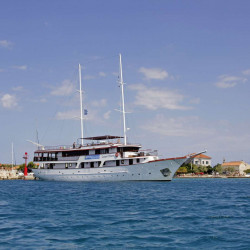 Carpe Diem 17 cabins 35 pax Zadar 2