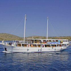 Kazimir 15 cabins 36 pax Zadar 3