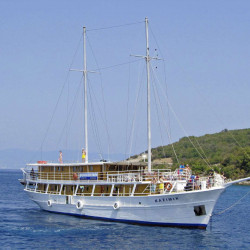 Kazimir 15 cabins 36 pax Zadar 7