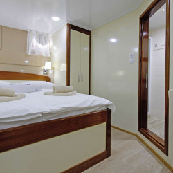 Mystic 19 cabins 40 pax Trogir 102