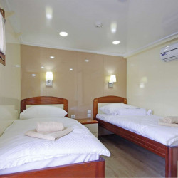 Mystic 19 cabins 40 pax Trogir 103