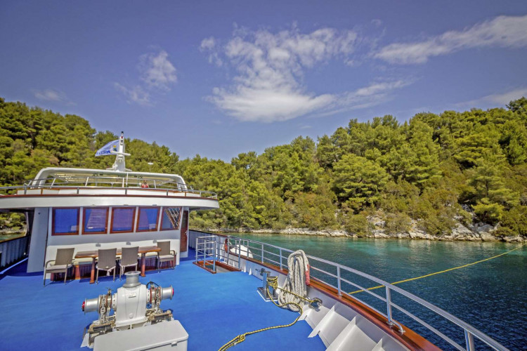 Mystic 19 cabins 40 pax Trogir 42