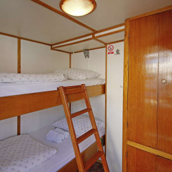 Orkan 10 cabins 20 pax Trogir 23