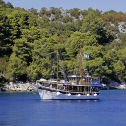 Orkan 10 cabins 20 pax Trogir 5