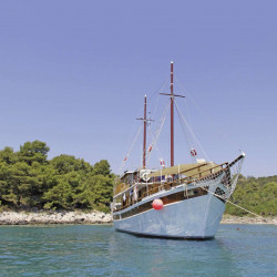 Orkan 10 cabins 20 pax Trogir 9