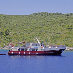 Vilma 13 cabins 28 pax trogir 10