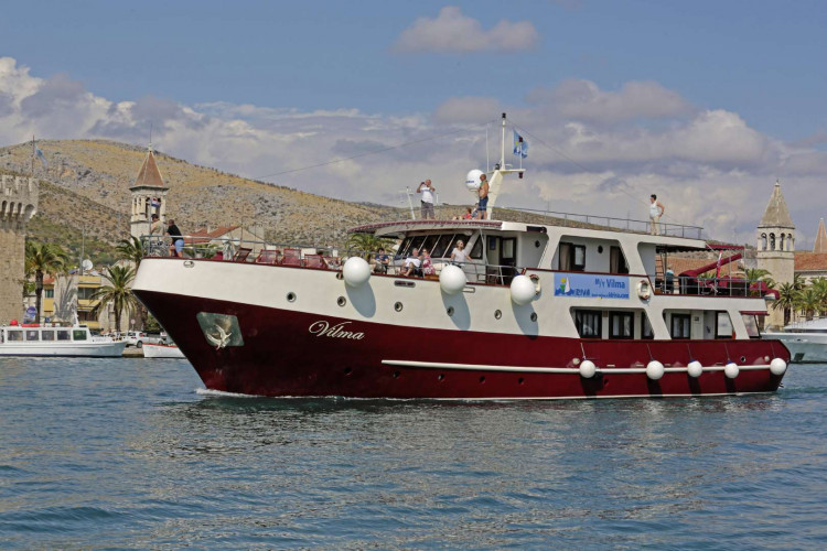 Vilma 13 cabins 28 pax trogir 17