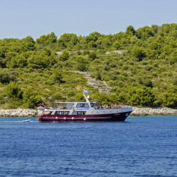 Vilma 13 cabins 28 pax trogir 20