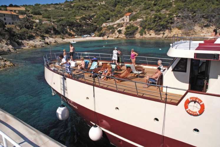 Vilma 13 cabins 28 pax trogir 27