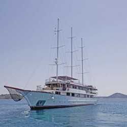 Voyage 18 cabins 38 pax Zadar 1