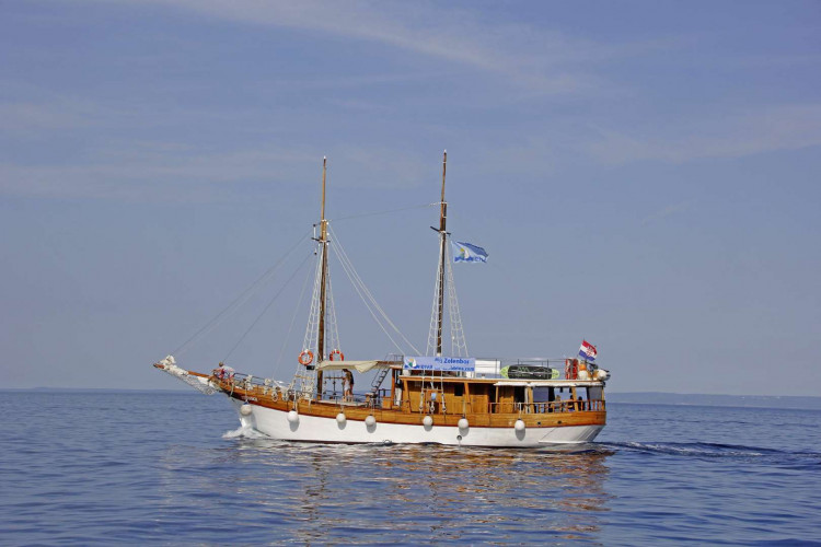 MS Zelenbor, Rijeka, 13 pax, 6 cabins