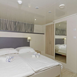 azzurro 19 cabins 40 pax trogir 27