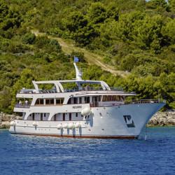 azzurro 19 cabins 40 pax trogir 4