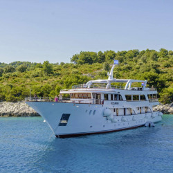 azzurro 19 cabins 40 pax trogir 7