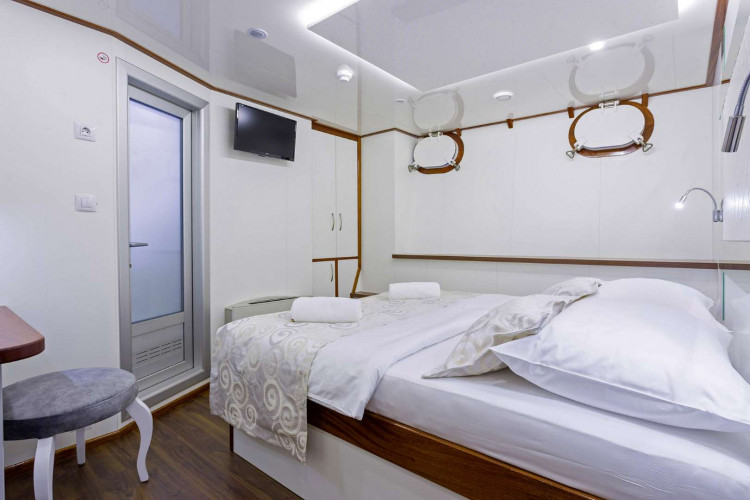 solaris 19 cabins 39 pax dubrovnik 73