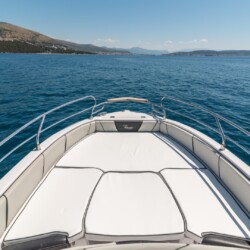 ranieri-speedboat-rent-boat-trogir-150HP