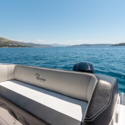 ranieri-speedboat-rent-boat-trogir-150HP